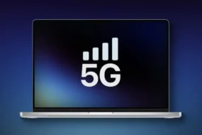 MacBook conectat la internet prin conexiune celulara datorita Apple modem 5G